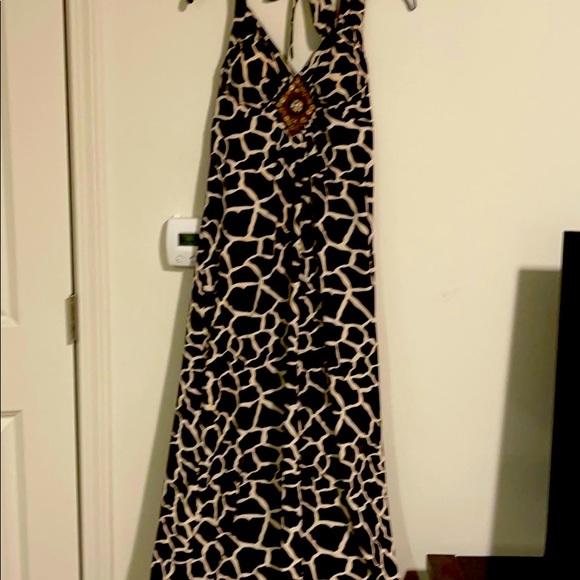 Dress - Picture 2 of 4